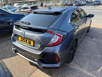 Used Honda Civic 2019 for sale - 77676538: Photo