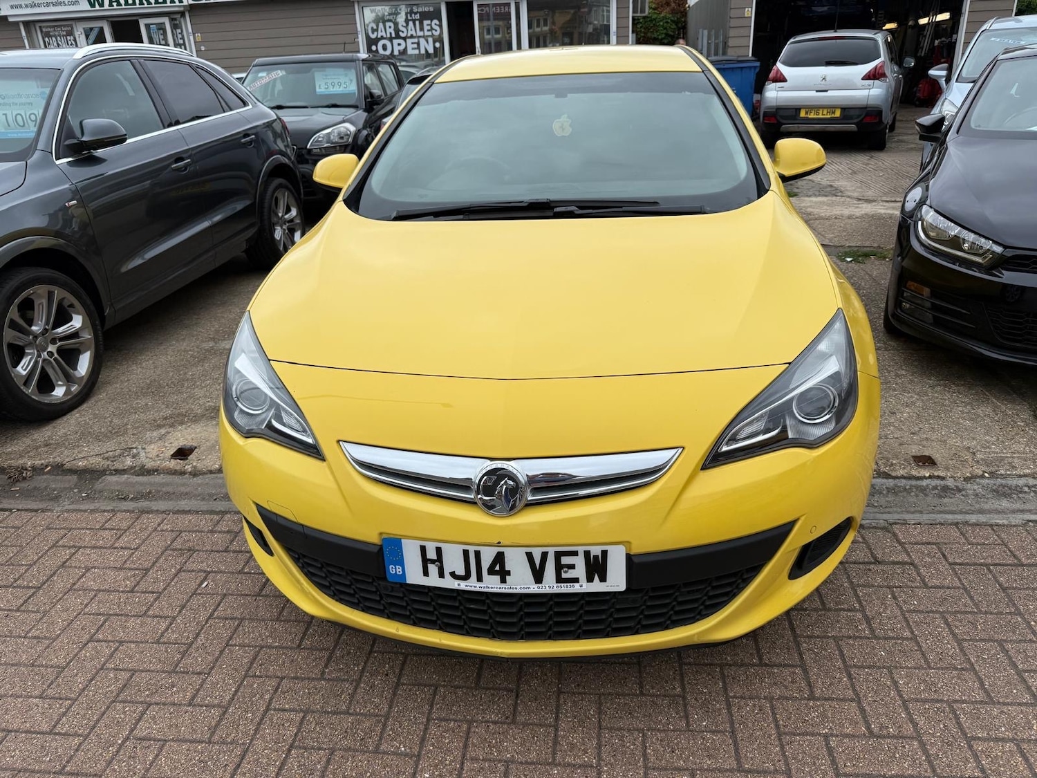 Used Vauxhall Astra GTC 2014 for sale - 76919081: Photo 2