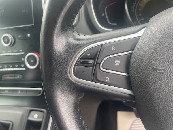 Used Renault Grand Scenic 2017 for sale - 75567844: Photo 16