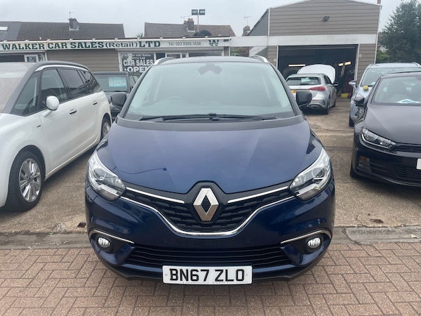 Used Renault Grand Scenic 2017 for sale - 75567844: Photo 1