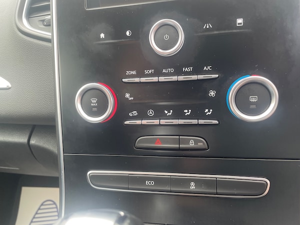 Used Renault Grand Scenic 2017 for sale - 75567844: Photo 22