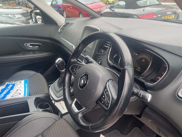 Used Renault Grand Scenic 2017 for sale - 75567844: Photo 27