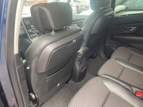 Used Renault Grand Scenic 2017 for sale - 75567844: Photo 33