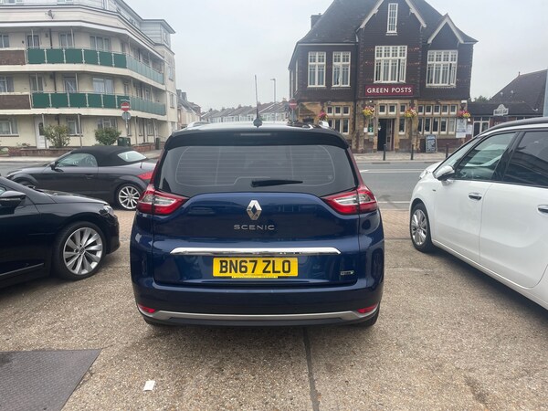 Used Renault Grand Scenic 2017 for sale - 75567844: Photo 4