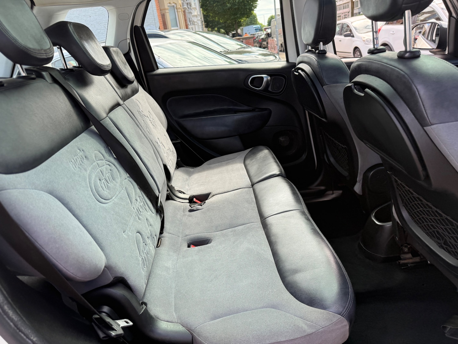 Used Fiat 500L 2013 for sale - 77249410: Photo 16