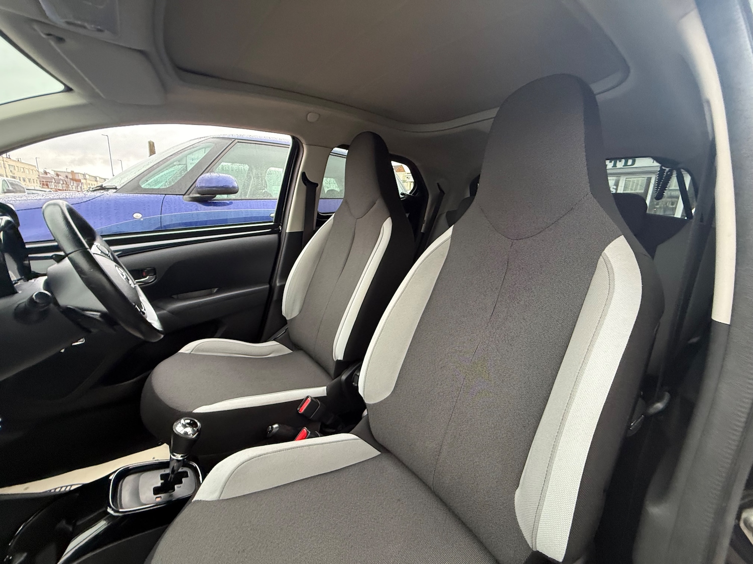 Used Toyota AYGO 2017 for sale - 76466261: Photo 11