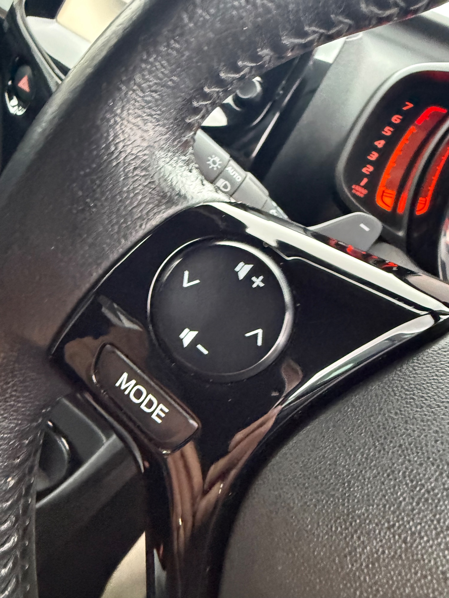 Used Toyota AYGO 2017 for sale - 76466261: Photo 24