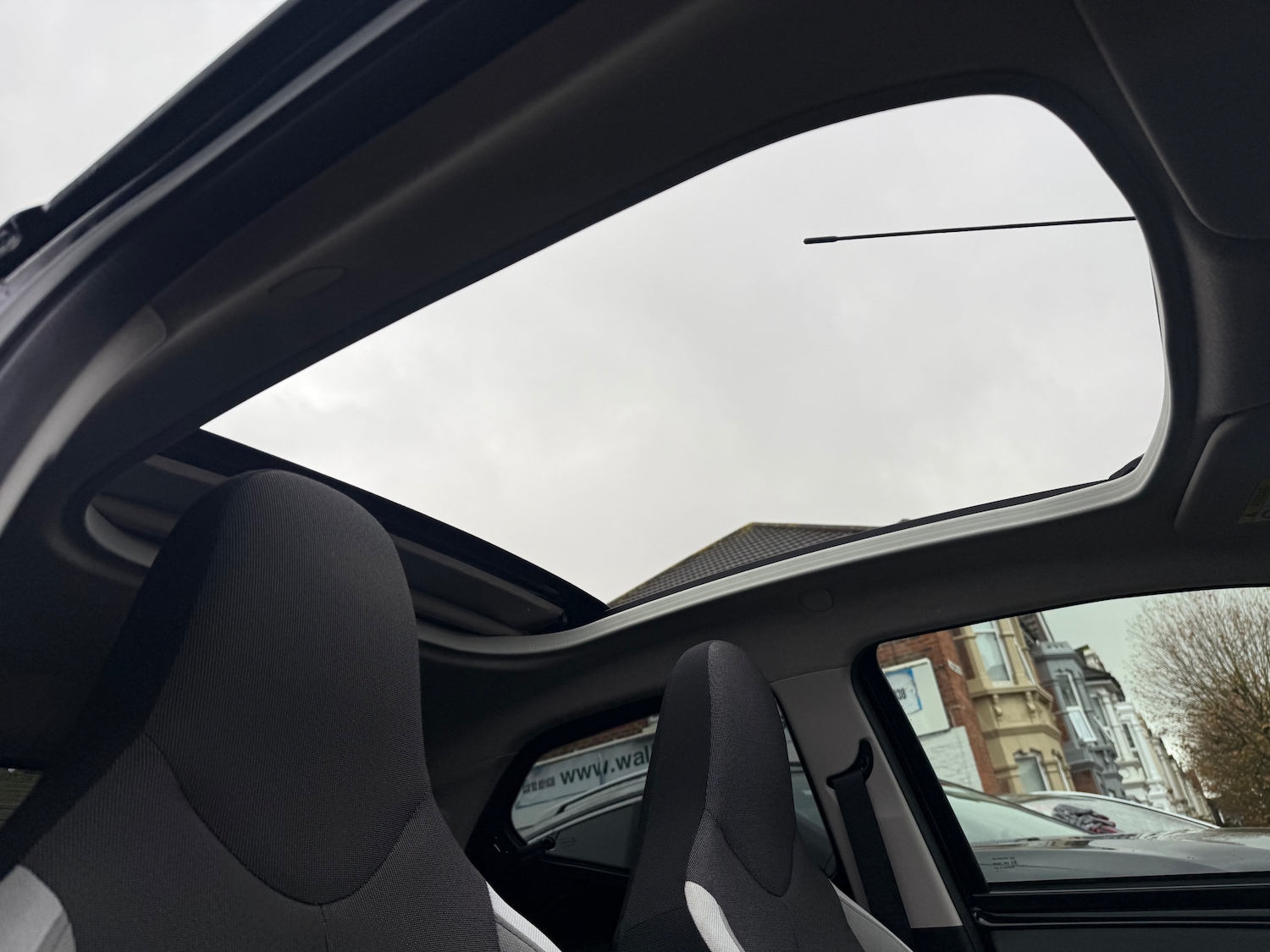 Used Toyota AYGO 2017 for sale - 76466261: Photo 31