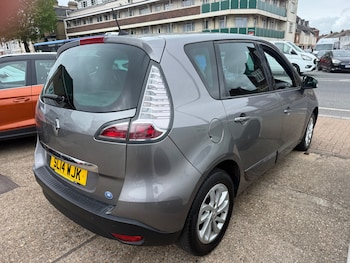 Used Renault Scenic 2014 for sale - 78620623: Photo