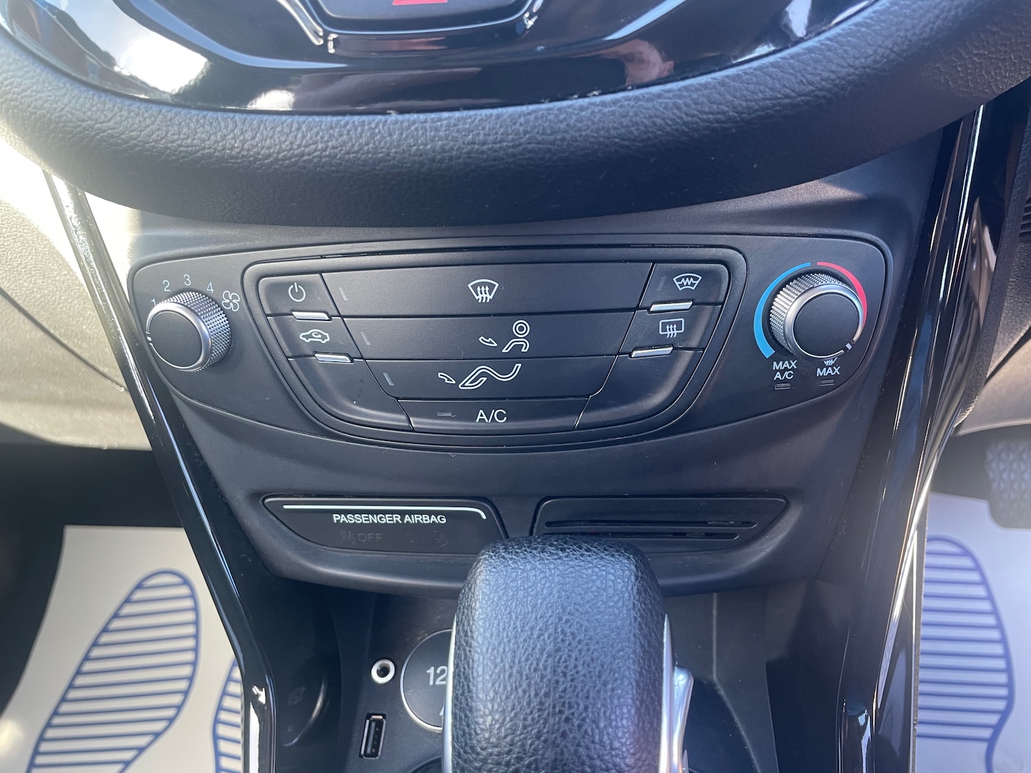 Used Ford B-MAX 2016 for sale - 76143657: Photo 14