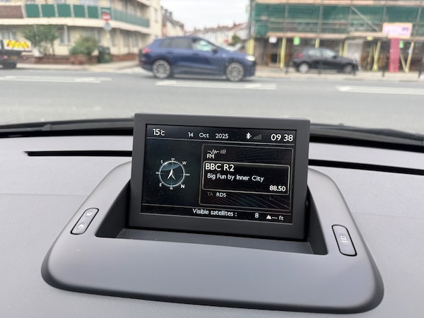 Used Peugeot 3008 2015 for sale - 76211720: Photo 25