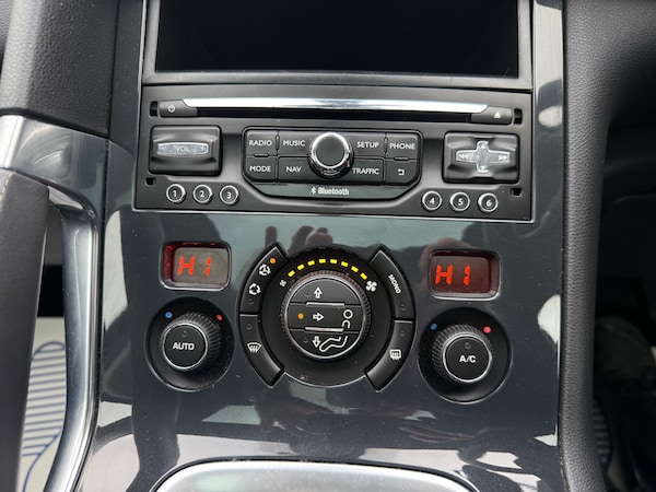 Used Peugeot 3008 2015 for sale - 76211720: Photo 26