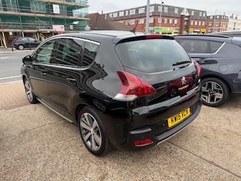 Used Peugeot 3008 2015 for sale - 76211720: Photo 4