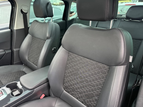 Used Peugeot 3008 2015 for sale - 76211720: Photo 6