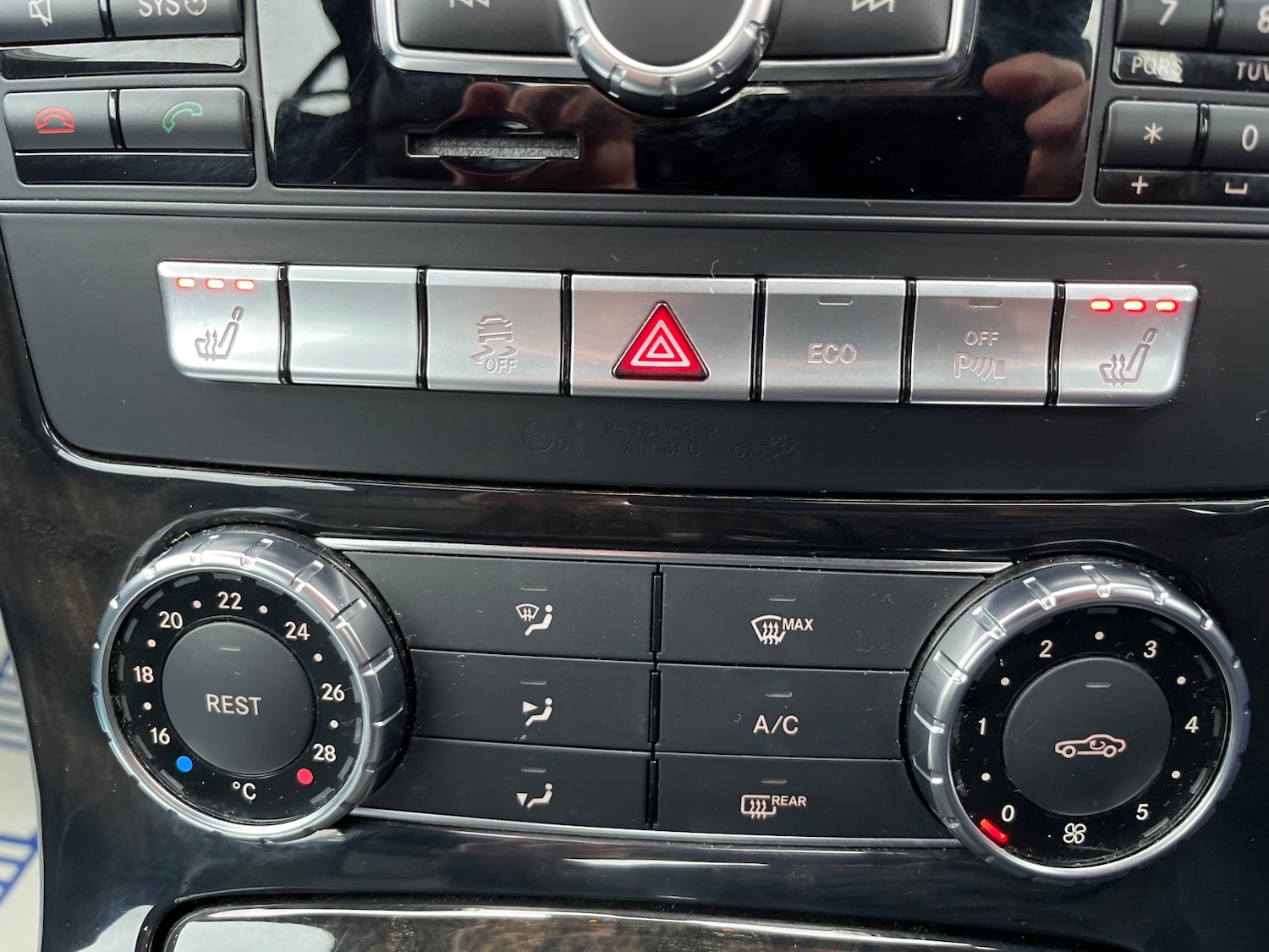 Used Mercedes-Benz SLK 2011 for sale - 77919129: Photo 20