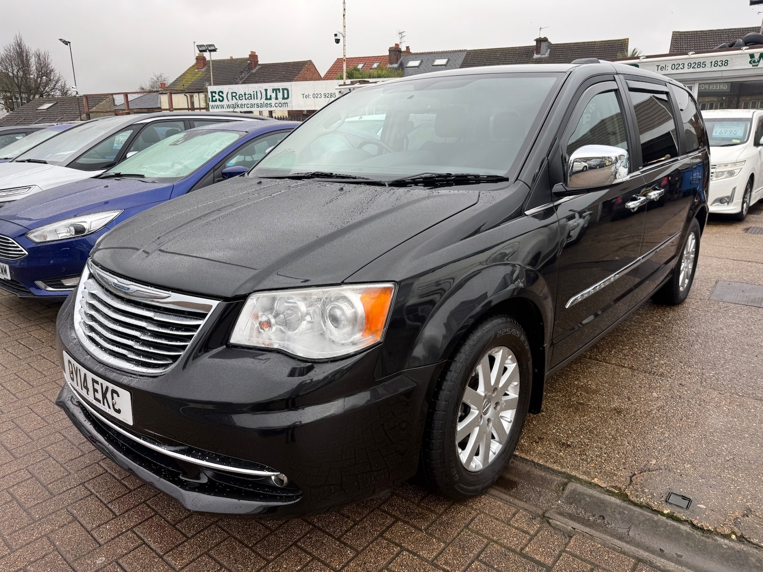 Used Chrysler Grand Voyager 2014 for sale - 77450922: Photo 1