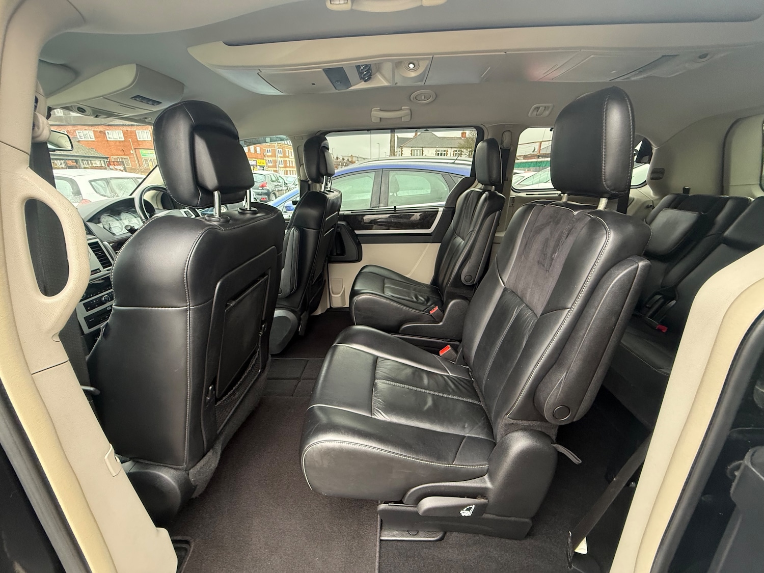 Used Chrysler Grand Voyager 2014 for sale - 77450922: Photo 11