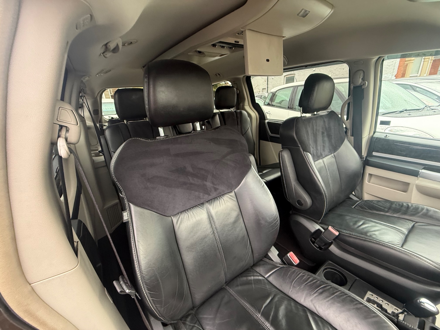 Used Chrysler Grand Voyager 2014 for sale - 77450922: Photo 27