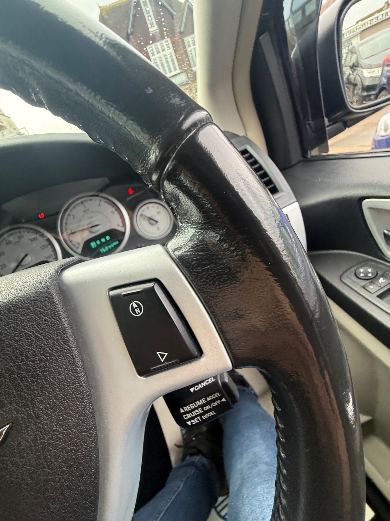 Used Chrysler Grand Voyager 2014 for sale - 77450922: Photo 35