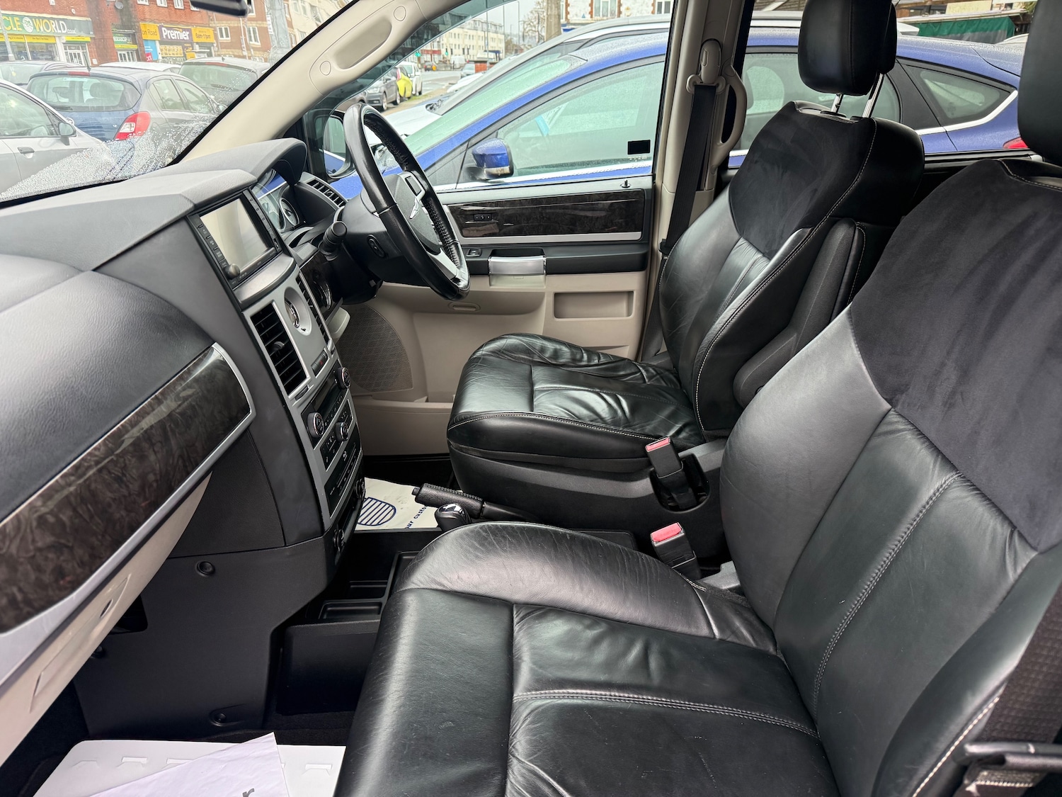 Used Chrysler Grand Voyager 2014 for sale - 77450922: Photo 6