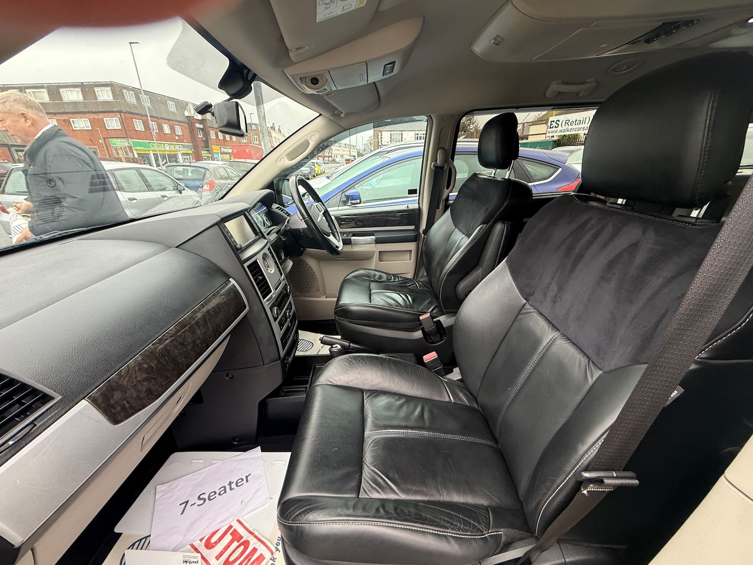 Used Chrysler Grand Voyager 2014 for sale - 77450922: Photo 7