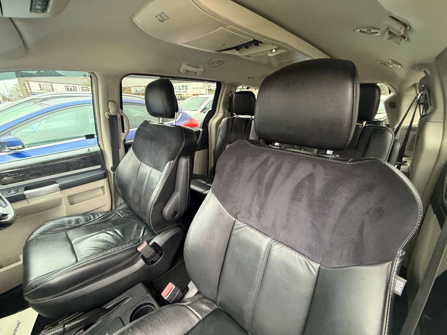 Used Chrysler Grand Voyager 2014 for sale - 77450922: Photo 9