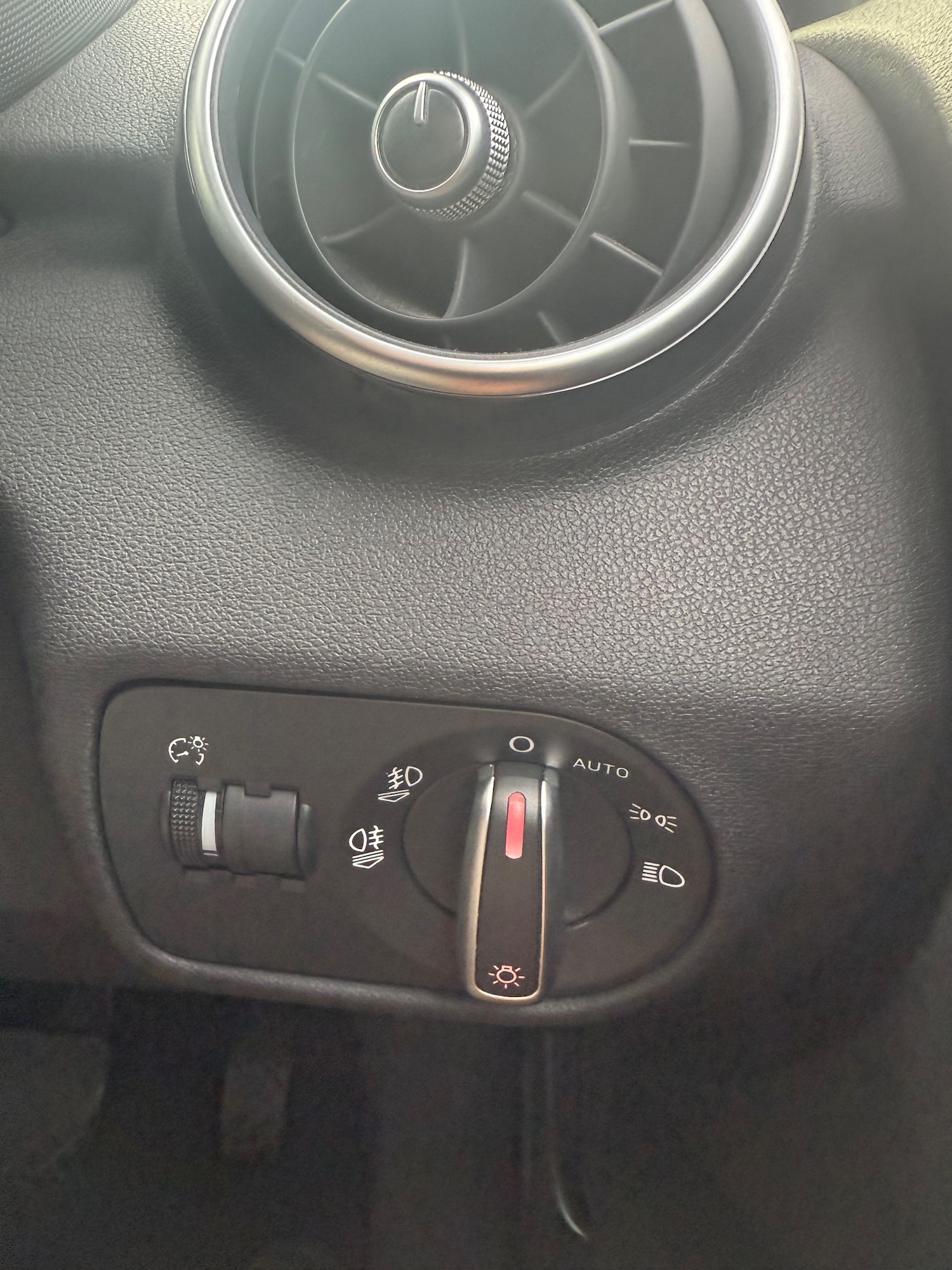 Used Audi A1 2012 for sale - 76330396: Photo 20