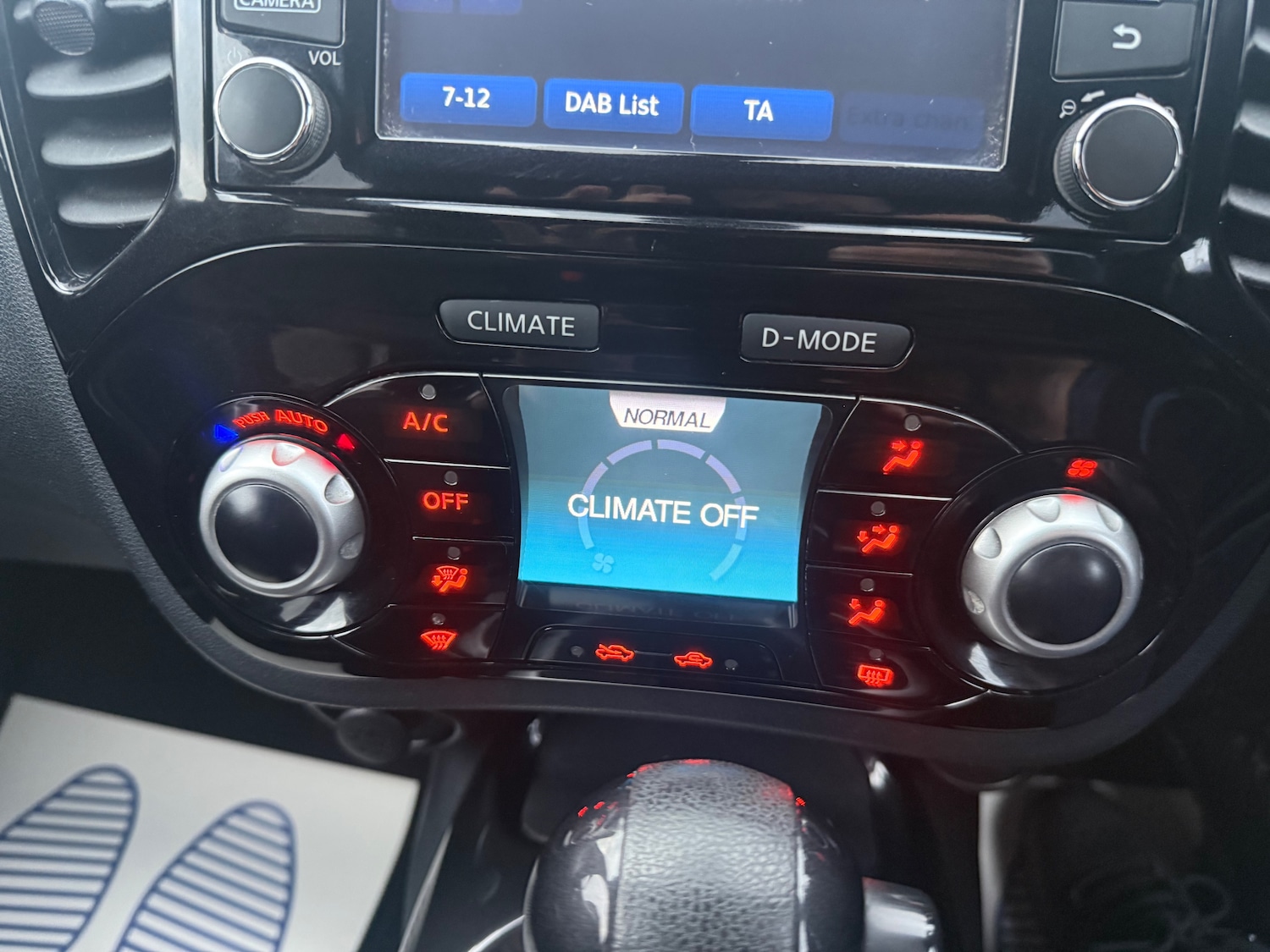 Used Nissan Juke 2014 for sale - 76569302: Photo 21