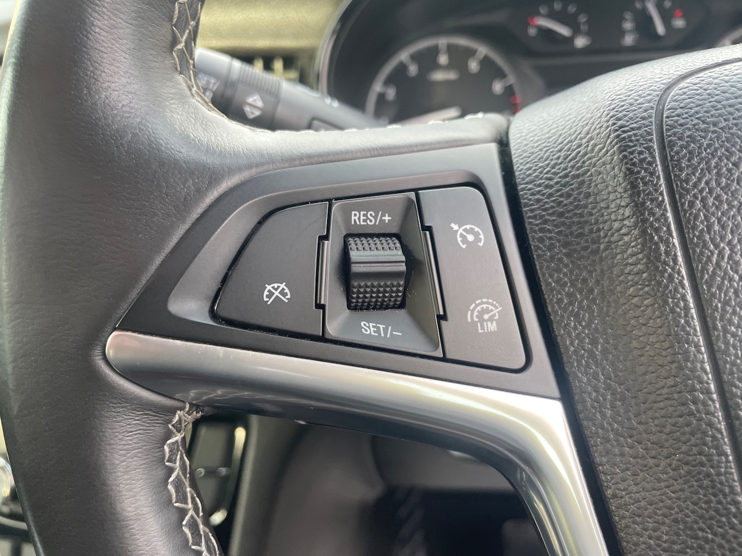 Used Vauxhall Mokka X 2017 for sale - 76985666: Photo 14