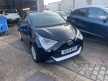 Used Toyota AYGO 2021 for sale - 76792452: Photo