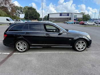 Used Mercedes-Benz C-Class 2010 for sale - 75897897: Photo