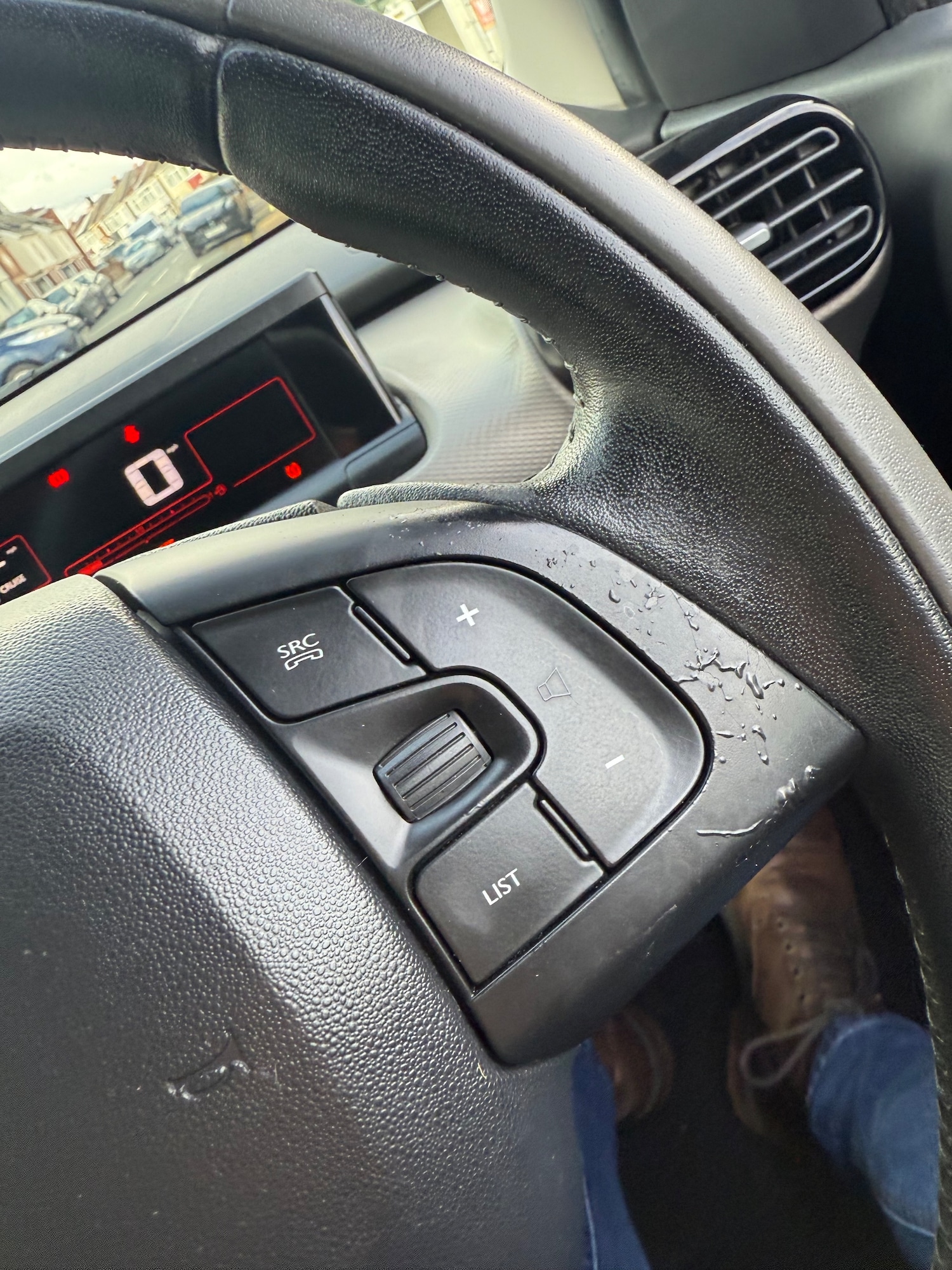 Used Citroen C4 Cactus 2017 for sale - 76287952: Photo 34