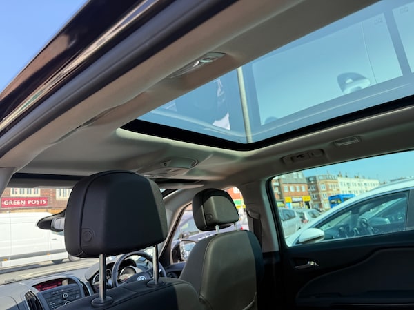 Used Vauxhall Zafira 2014 for sale - 74375617: Photo 18