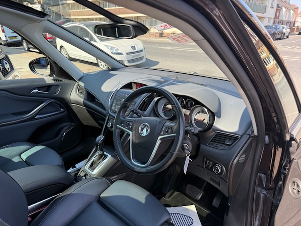 Used Vauxhall Zafira 2014 for sale - 74375617: Photo 24