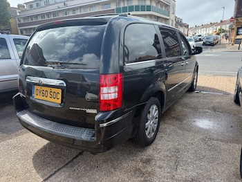 Used Chrysler Grand Voyager 2010 for sale - 75639194: Photo