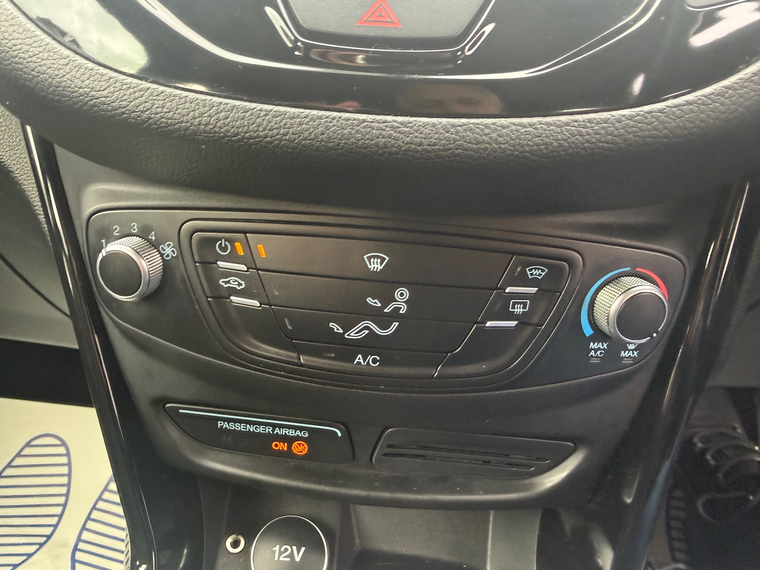 Used Ford B-MAX 2013 for sale - 76449843: Photo 22