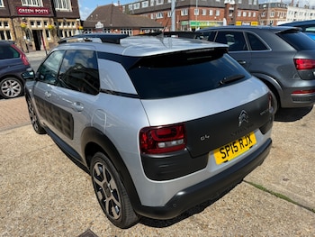 Used Citroen C4 Cactus 2015 for sale - 75371590: Photo
