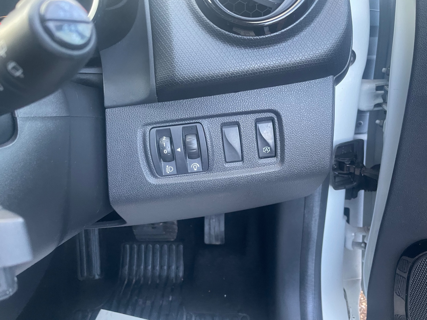 Used Renault Clio 2019 for sale - 77364105: Photo 10