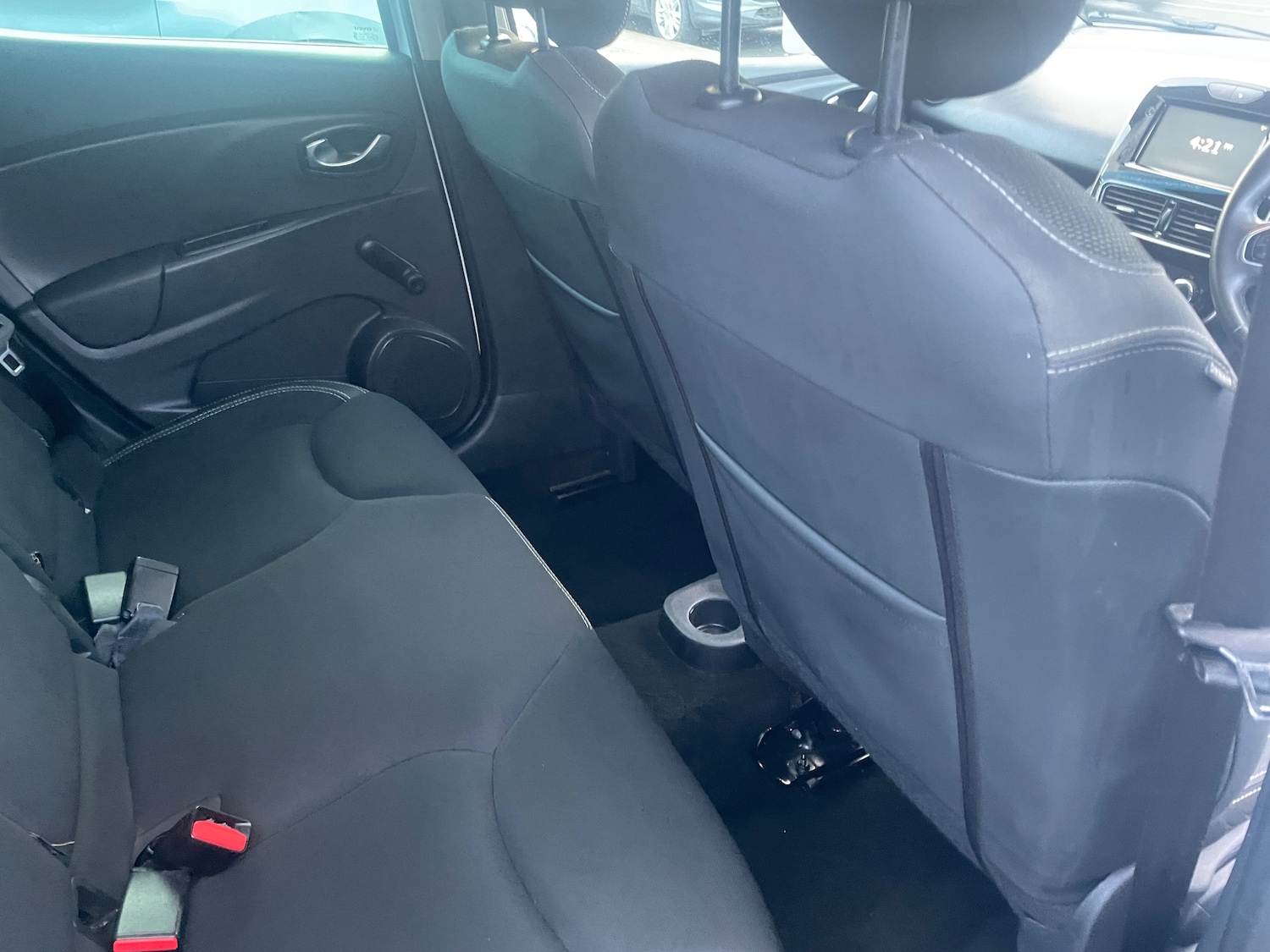 Used Renault Clio 2019 for sale - 77364105: Photo 19