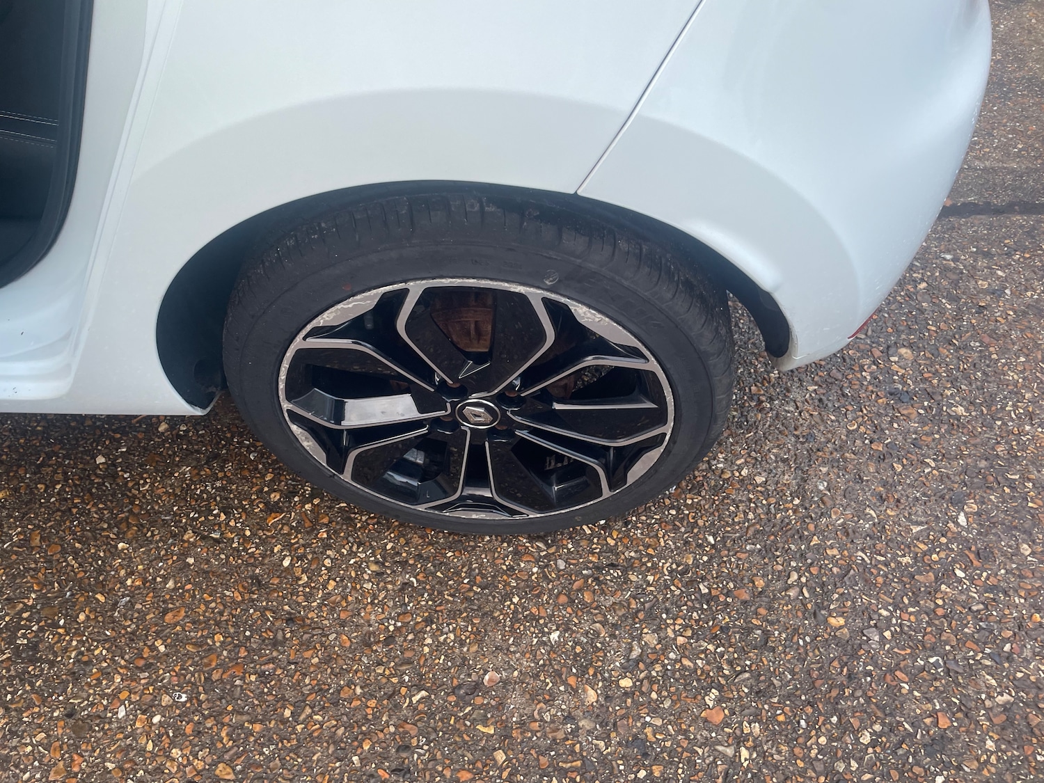 Used Renault Clio 2019 for sale - 77364105: Photo 25