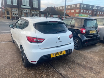 Used Renault Clio 2019 for sale - 77364105: Photo