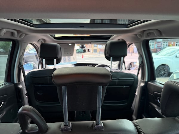 Used Renault Grand Scenic 2012 for sale - 75216442: Photo 17