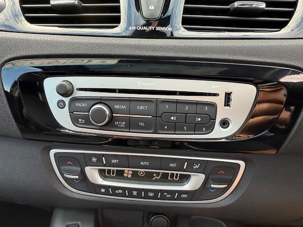 Used Renault Grand Scenic 2012 for sale - 75216442: Photo 25