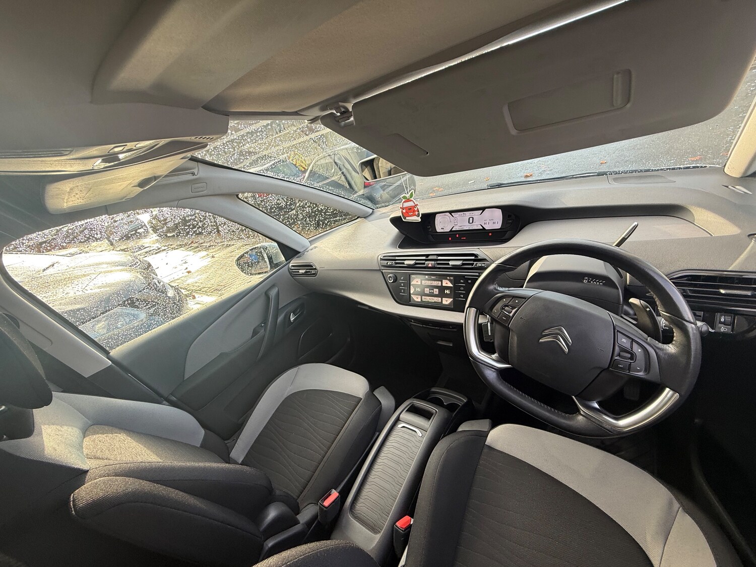 Used Citroen C4 Picasso 2015 for sale - 75643946: Photo 19