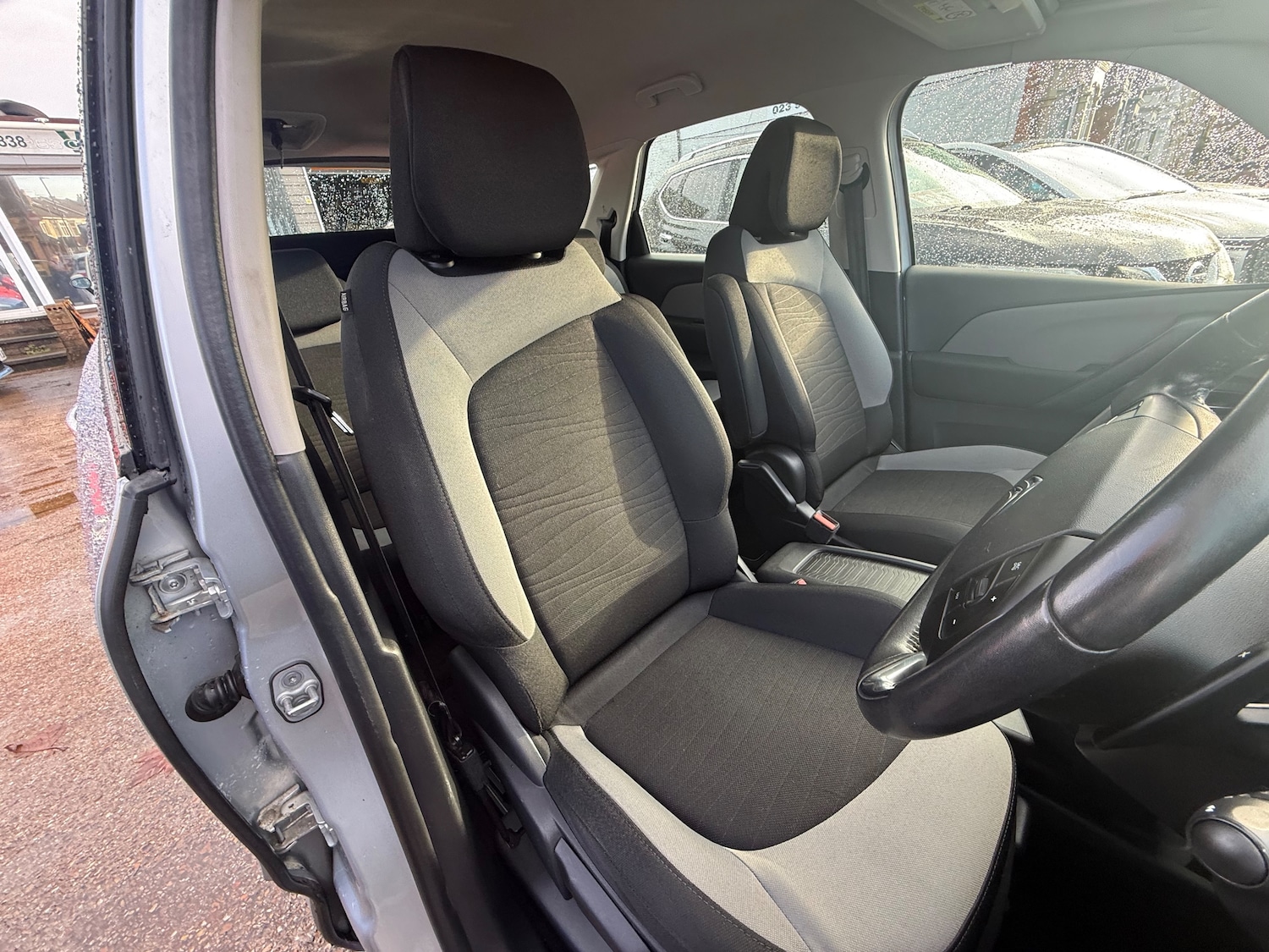 Used Citroen C4 Picasso 2015 for sale - 75643946: Photo 23