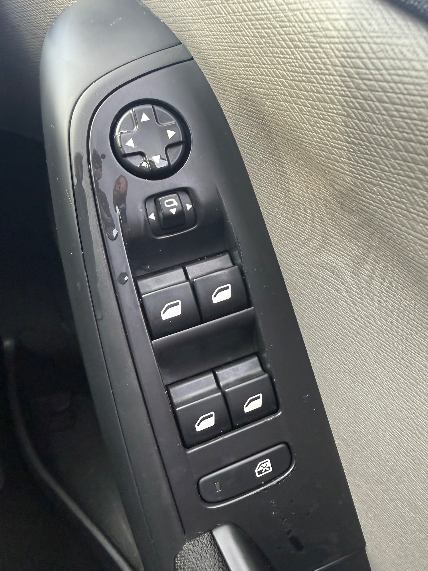 Used Citroen C4 Picasso 2015 for sale - 75643946: Photo 35