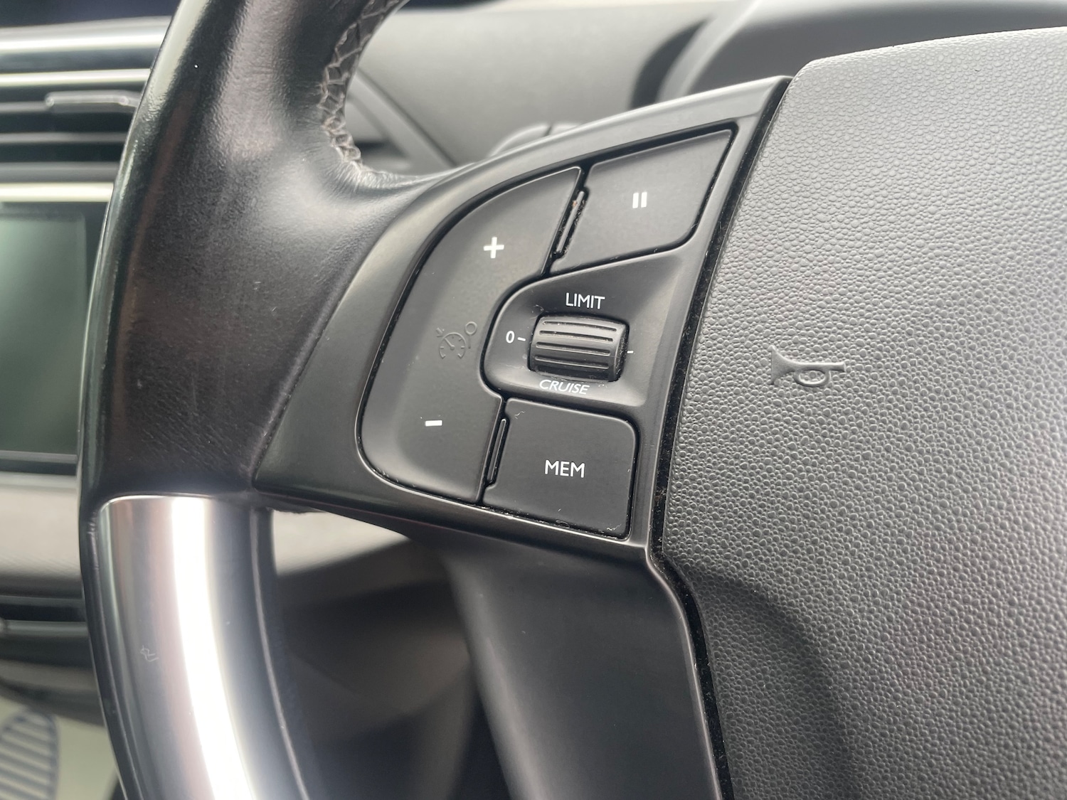 Used Citroen C4 Grand Picasso 2017 for sale - 76299844: Photo 13