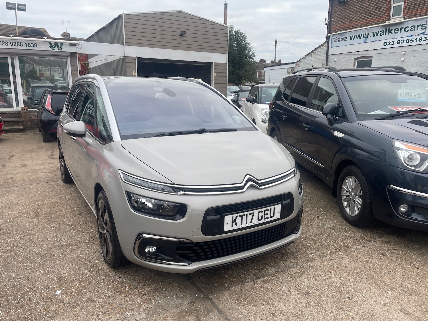 Used Citroen C4 Grand Picasso 2017 for sale - 76299844: Photo 3
