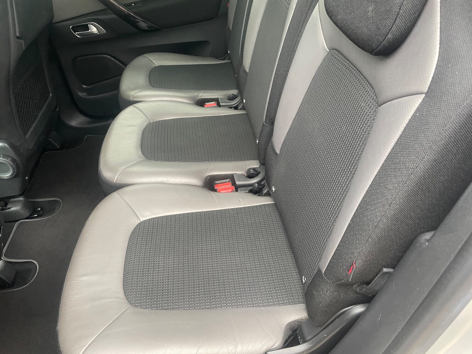 Used Citroen C4 Grand Picasso 2017 for sale - 76299844: Photo 31