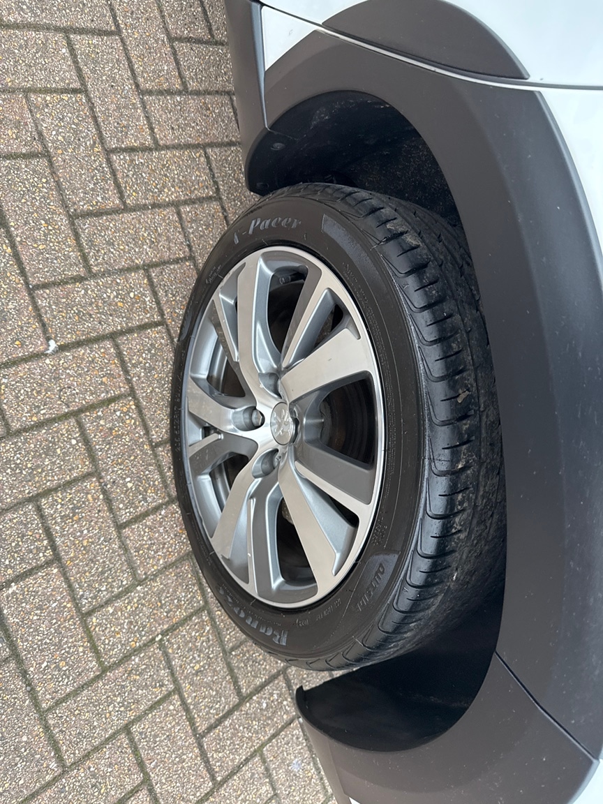 Used Peugeot 2008 2019 for sale - 76357797: Photo 32